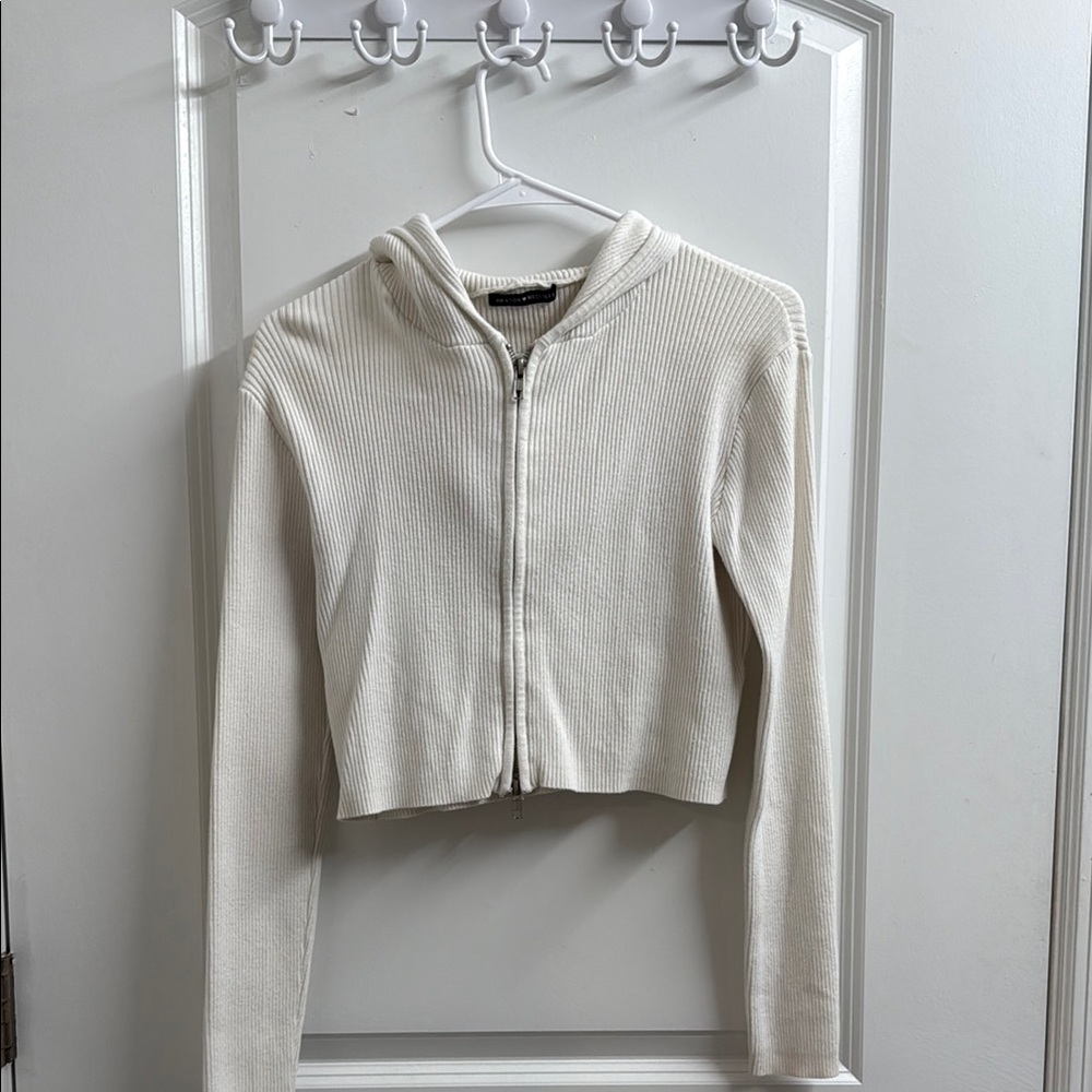 Brandy Melville Off-White Ribbed Hoodie